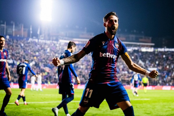 El Levante logra casi el triple de puntos en casa