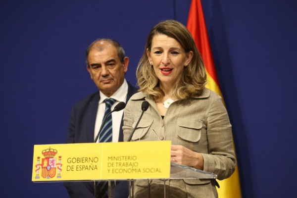 Yolanda Díaz dice que si hay un rebrote de la pandemia, se legislará para que se puedan aplicar los ERTEs