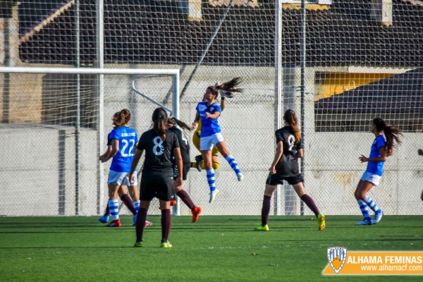 La delantera Violeta Quiles también renueva con el Alhama CF ElPozo