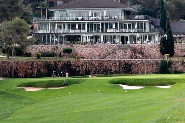 El Bosque Golf invierte 3 millones de euros en su transformación y reabre sus puertas