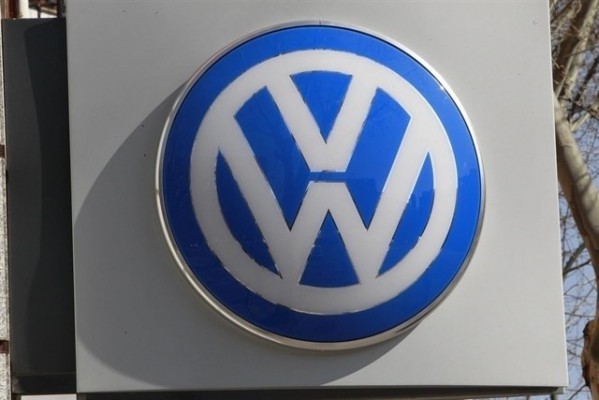 Facua dice que la DGT se prestó a 'lavar la cara' de Volkswagen al enviar cartas a los afectados

