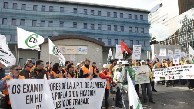 Más del 75% de los examinadores de tráfico secunda la huelga