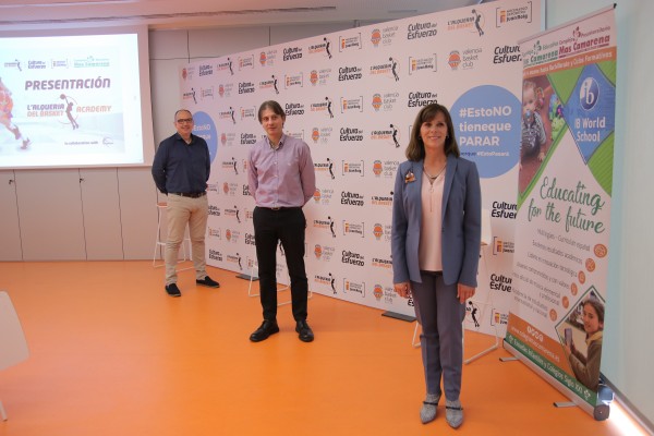 Valencia Basket y Mas Camarena ofertan un internado académico y de baloncesto
