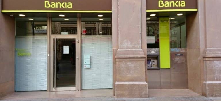  Bankia comienza a abonar por adelantado el primer pago a desempleados en ERTE