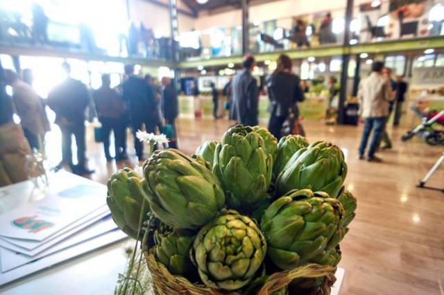 El 77,06% de los españoles afirma comprar productos sostenibles, según un estudio