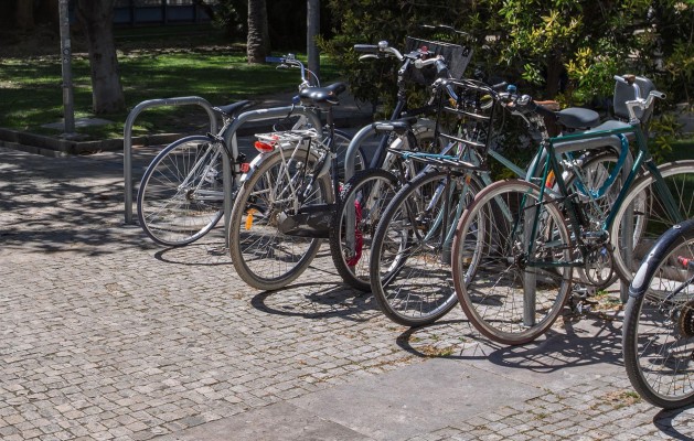 La Generalitat dará ayudas de 75 euros para comprar bicicletas y patinetes y 250 para bicis eléctricas