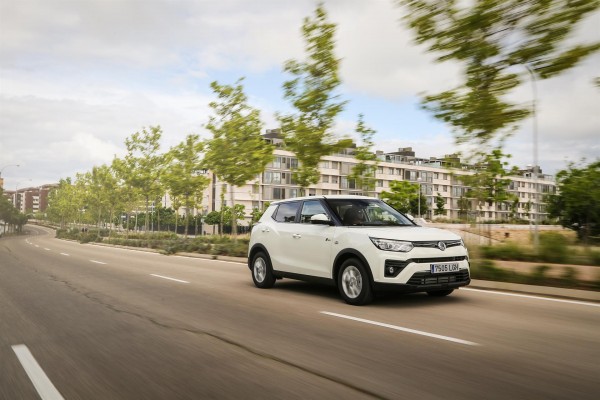 SsangYong incorpora un nuevo motor de gasolina de 128 caballos a la gama del Tivoli
