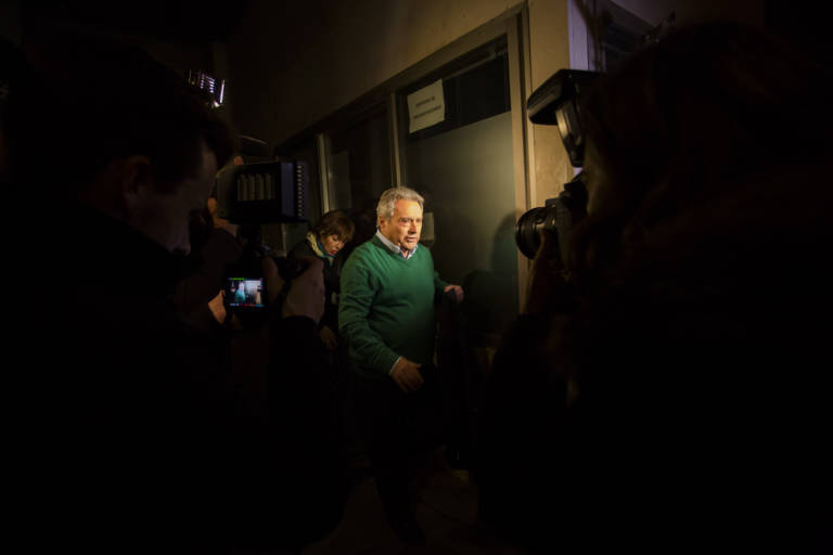  Alfonso Rus, tras su detención hace un año. Foto: EVA MÁÑEZ
 - 