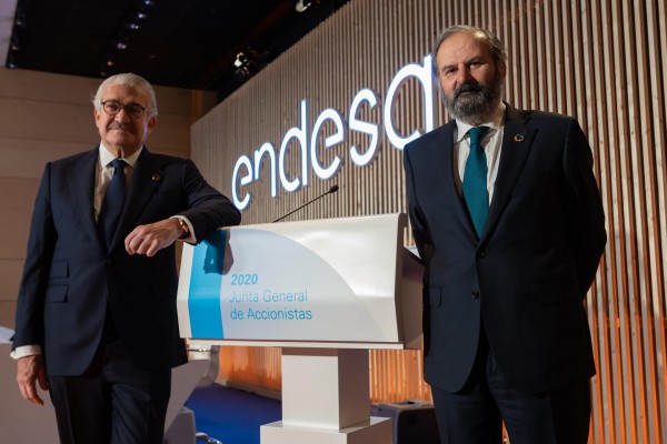 'Sorpasso' de Endesa en el Ibex 35 al superar a Telefónica por capitalización
