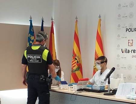 El personal
municipal de Vila-real se someterá al test-Covid rápidos a medida que vuelva a la oficina