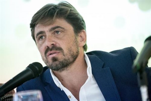 La patronal hotelera considera que la cuarentena obligatoria para viajeros internacionales es 