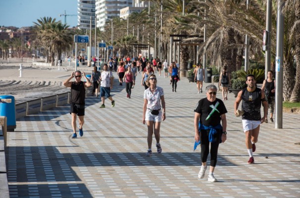 Alicante suma a arquitectos e ingenieros para progresar en el diseño de ciudad peatonal