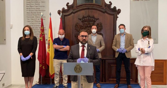 Lorca recuerda a las víctimas del terremoto en el noveno aniversario del seísmo