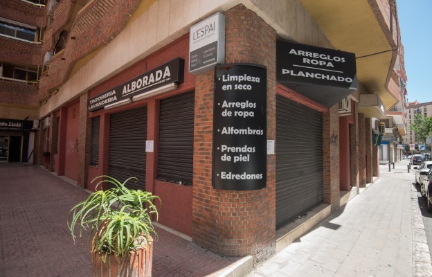La cita previa sigue sin convencer y el comercio asume el coste de esperar a la Fase Uno