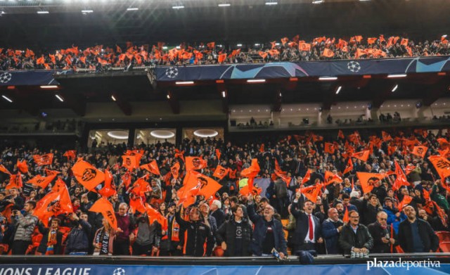Marea Valencianista exige la devolución del 20% de los abonos