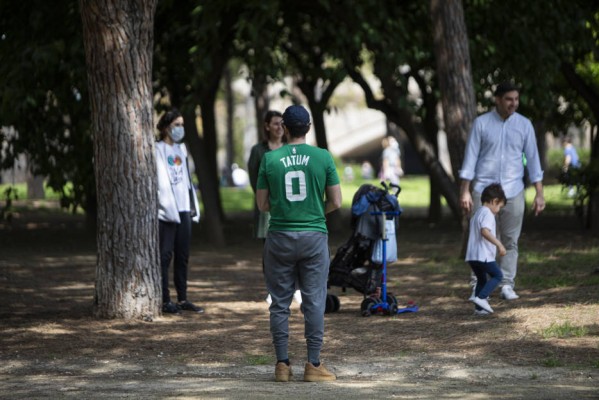 Las comunidades autónomas podrán adaptar las franjas horarias de las salidas en la fase 1