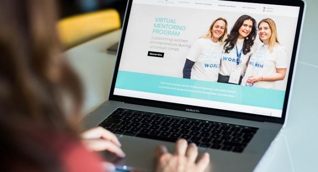 CaixaBank y Vital Voices impulsan una plataforma para ayudar a emprendedoras afectadas por el virus