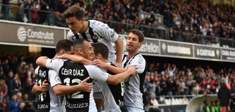 Imagen del último partido en Castalia antes del Estado de Alarma (Fotos:Carlos Pascual) - 