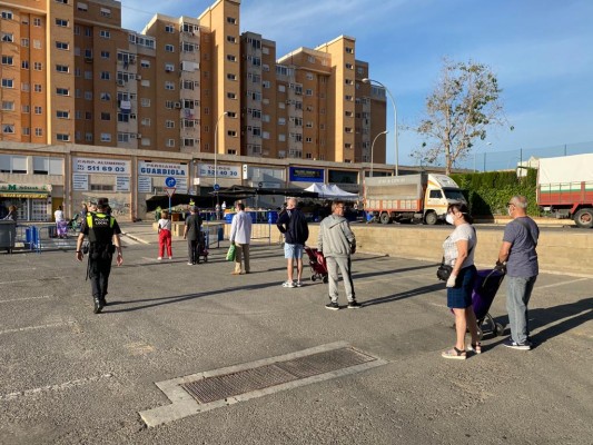 La Policía de Alicante impone otras 100 denuncias por incumplir el confinamiento: botellones y fiestas