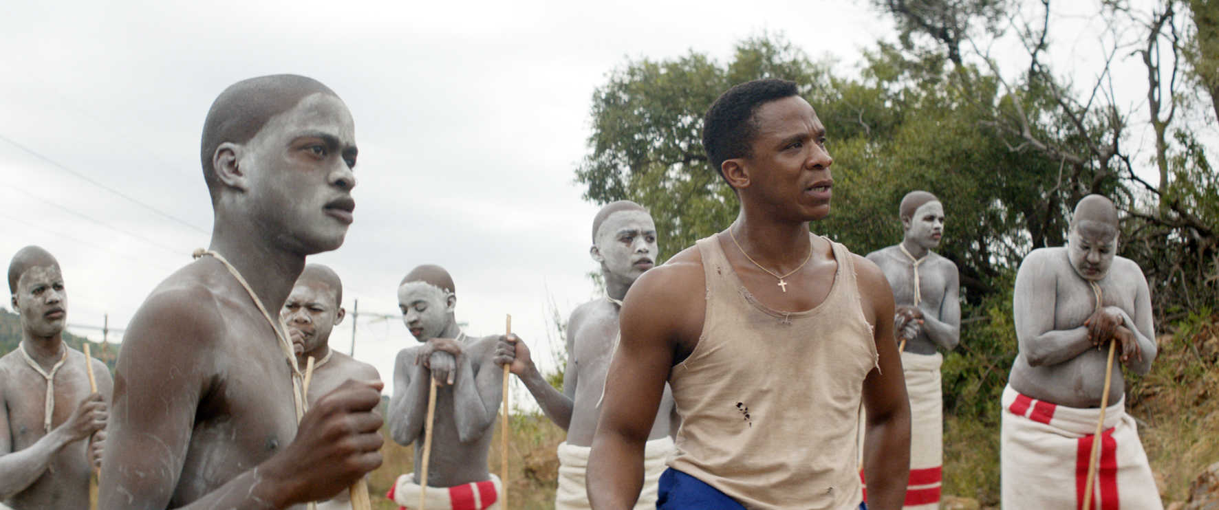 Negro, sudafricano y homosexual: el drama ‘The Wound’ se proyecta en Cinema Jove