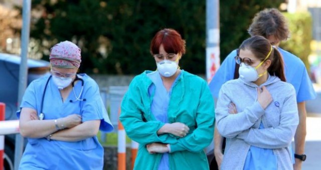 Salud inmoviliza un lote de 30.000 mascarillas por posibles defectos
