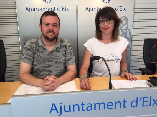 Elche ordena el desalojo de los últimos placeros del Mercado 