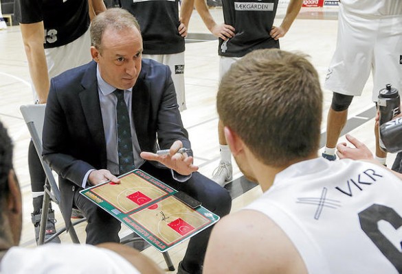 Monclova, técnico del Real Murcia, protagoniza el II clínic on line de los entrenadores murcianos
