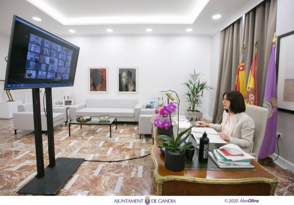 
El primer ple telemàtic de la història de Gandia aprova per unanimitat 127 propostes
