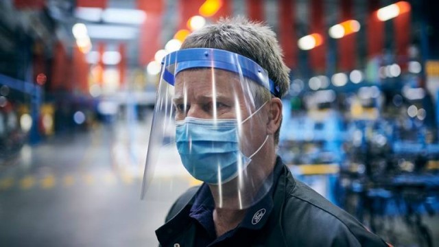 Sanidad recomienda el uso de mascarillas en el trabajo cuando no se pueda mantener la distancia de seguridad