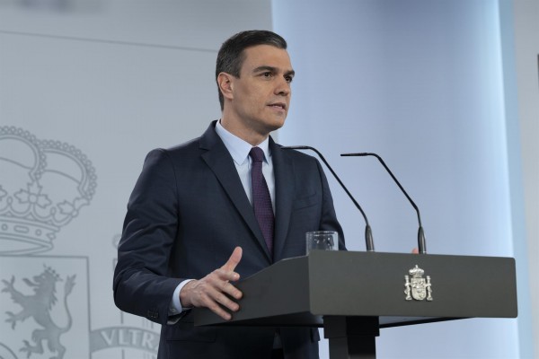 Sánchez anuncia un fondo no reembolsable de 16.000 millones a las CCAA para la reconstrucción