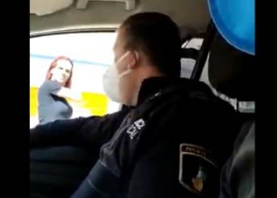 Detenido por un delito de odio el policía local que insultó a una persona transexual
