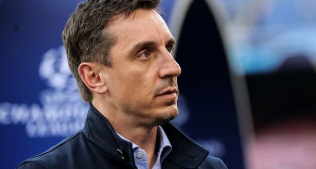 Gary Neville pide llevar la Premier a un país seguro para terminarla