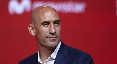 Rubiales revela a los clubes baleares que los líderes de grupo ascenderán si se cancela la Segunda B