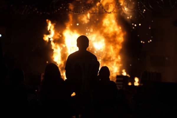 Malestar en Alcoy porque el Consell prohibió las hogueras y los fuegos artificiales en Sant Joan 