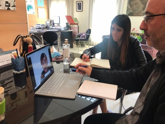 Alzira rebrà 35 equips rúters per a famílies vulnerables
