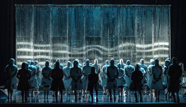 El Cor de la Generalitat lleva 'a casa' la ópera 'Il trovatore'