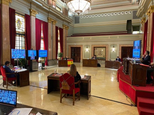 Más protección en la 'nueva realidad': la teleasistencia llegará a todos los mayores de 75 años de Murcia