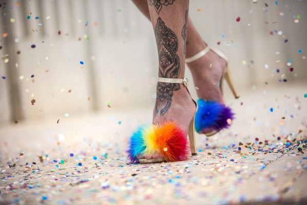 Virilidad en tacones: Amy Ors entrega al hombre este icono femenino (más 'genderless' que nunca)