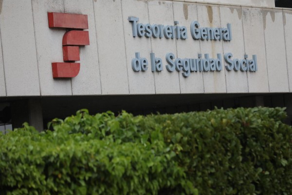 El superávit de la Seguridad Social baja un 92% en marzo, hasta los 289,6 millones
