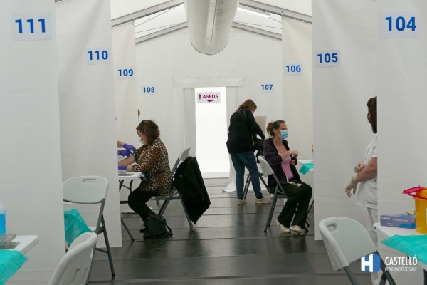 Alivio entre los sanitarios: los test detectan entre un 1,7 y un 3,7% de personal contagiado