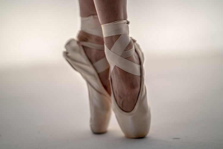 Bailando en la distancia: así conmemora Segorbe el Día Internacional de la Danza