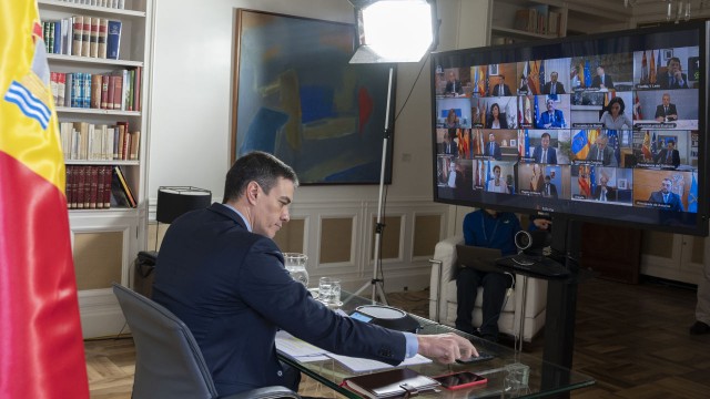 Pedro Sánchez afirma que tienen que hablar con las CCAA antes de aprobar el Ingreso Mínimo Vital