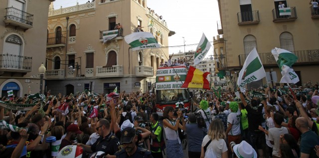 La Federación de Peñas del Elche entiende que deben resignarse al fútbol sin público

