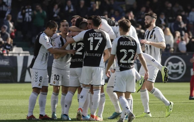 La posible cancelación de la liga acercaría al Castellón a Segunda