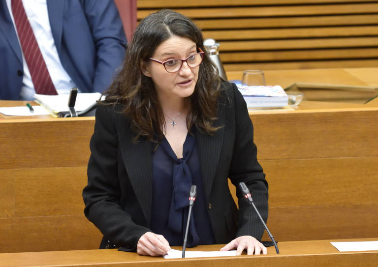 Choque de trenes entre el sector y Oltra por el modelo turístico del futuro