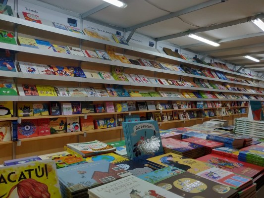 Las editoriales valencianas prevén pérdidas de más de diez millones: 