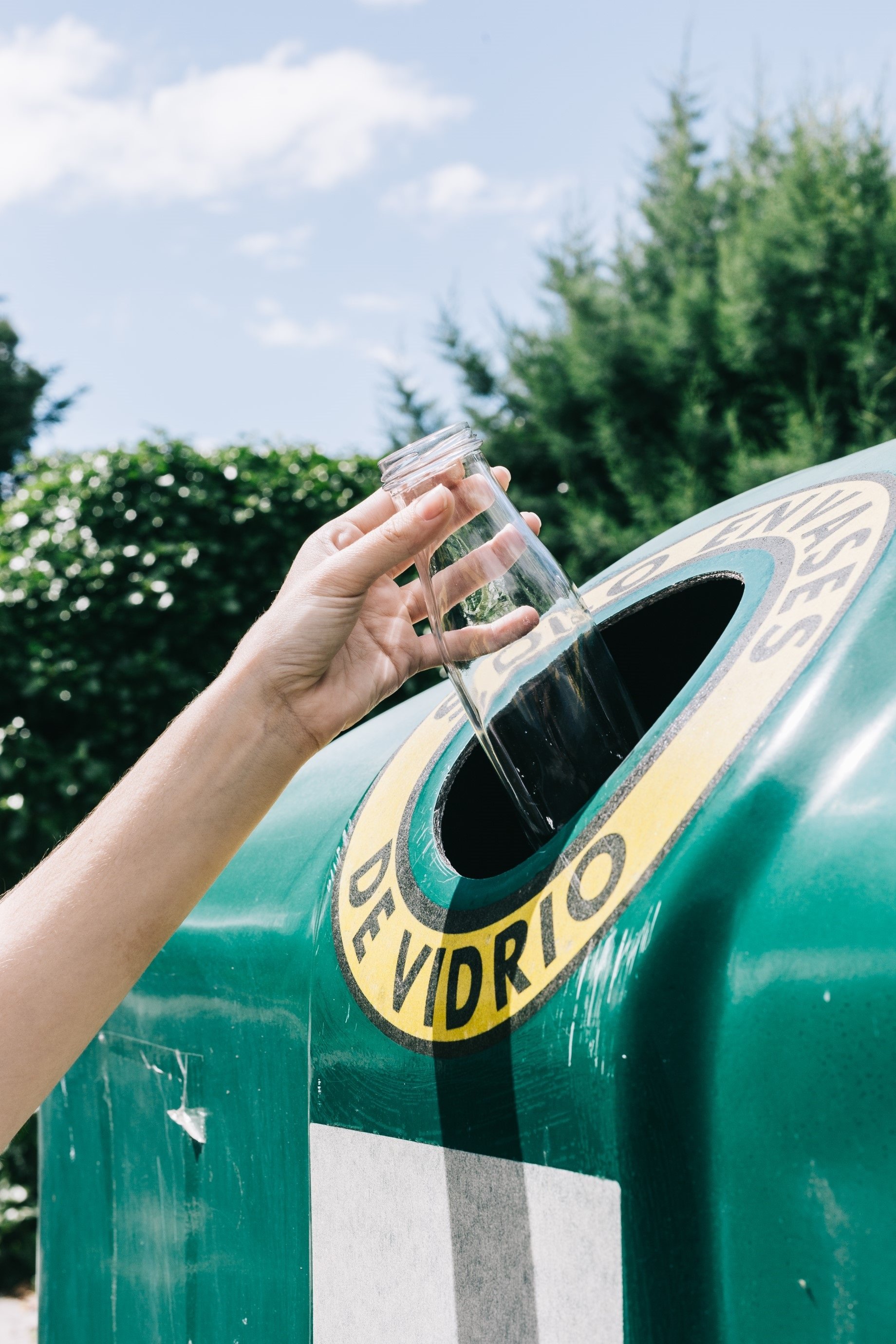 El 75% de los españoles deposita al menos una vez por semana sus envases de vidrio 