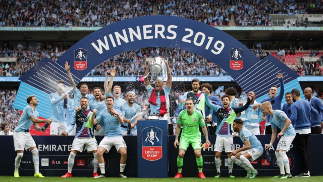 La Premier League comienza a avistar un retorno en junio
