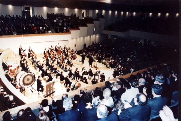 El Palau de la Música celebra sopla 33 velas con su primera grabación