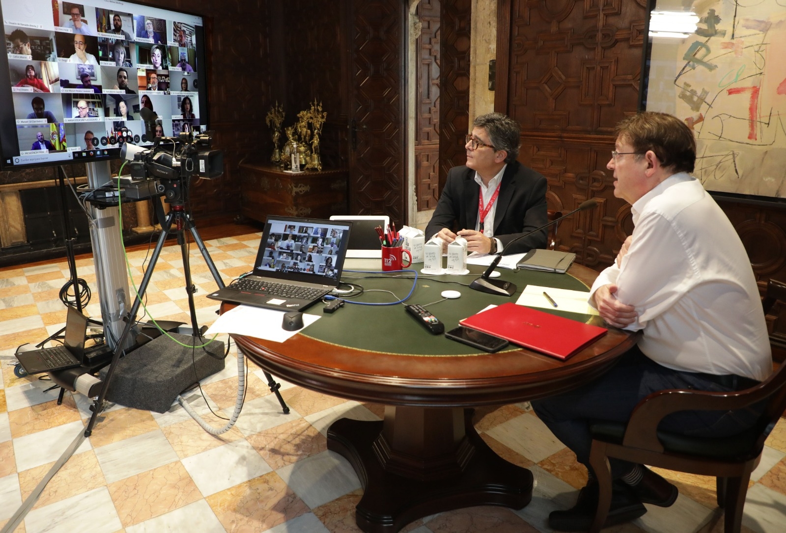 Puig ve esenciales a ayuntamientos y diputaciones en la reconstrucción de la Comunitat tras el virus